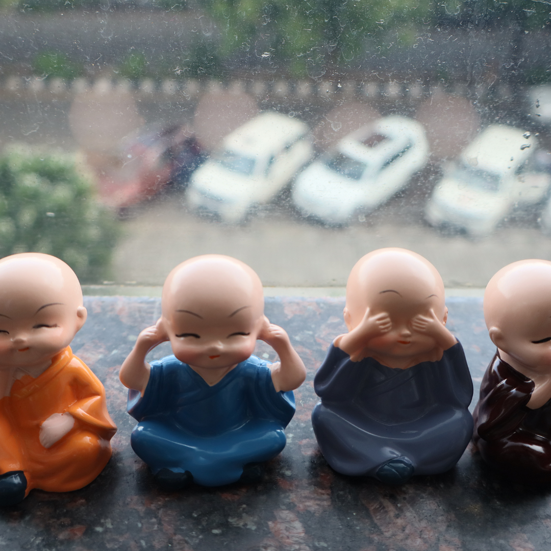 colorful 4 monk set showpiece | hear no evil, see no evil, speak no evil & think no evil statues for home decor colorful 4 monk set showpiece | hear no evil, see no evil, speak no evil & think no evil statues for home decor