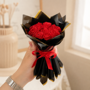 red rose bouquet keychain for girls | romantic floral bag charm & cute gift accessory
